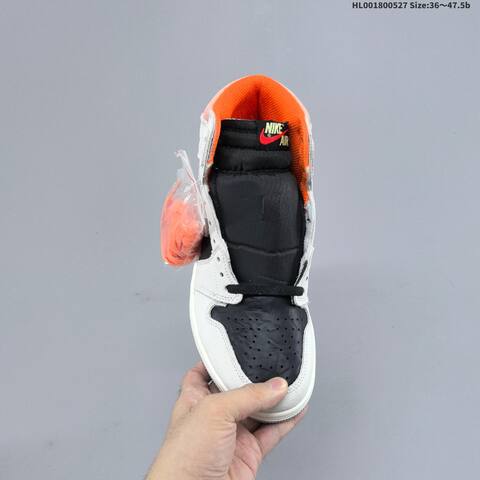Jordan Air Jordan 1 Retro High OG Neutral Grey Black Hyper Crimson EU 36-47 5 Basketball - Unisex (BS-65858)