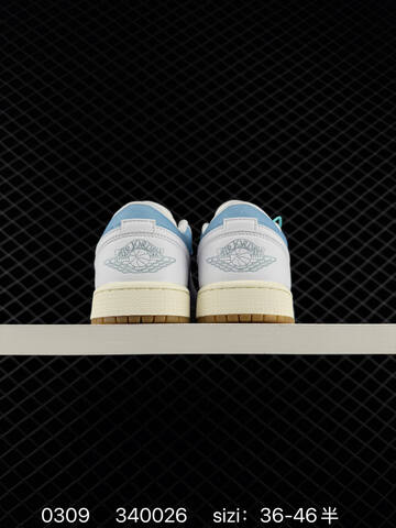 Jordan Air Jordan 1 Low White Light Blue Sail Gum Brown EU 36-46 Sneaker - Unisex BS-79683