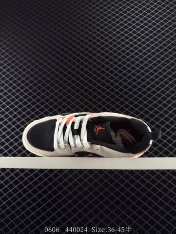 Jordan Jordan CMFT Era HJ6777 018 Light Beige Black Orange Cream White EU 36-45 Sneaker - Unisex BS-81251