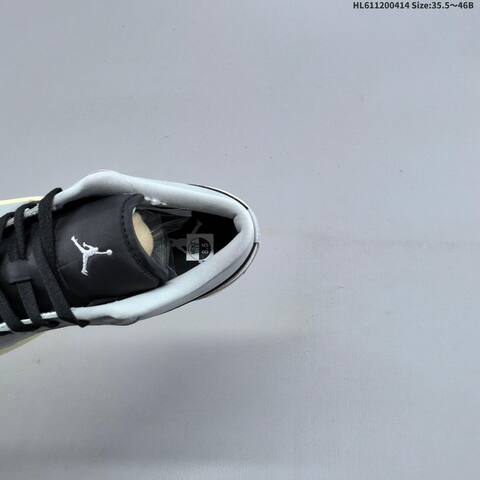 Jordan Air Jordan 1 Low Light Smoke Grey Black White 35 5 46B Lifestyle - Women's (BS-66194)