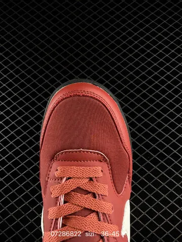 Nike Terra Manta Burgundy White Black EU 36-45 Lifestyle - Unisex BS-70056