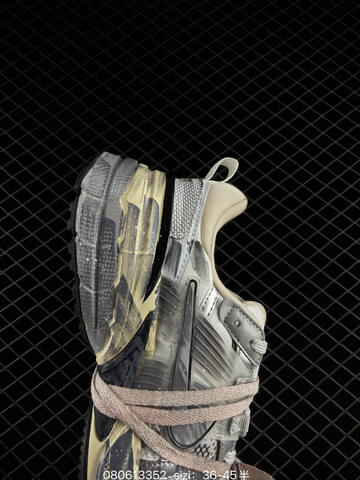 Nike V2K Run Silver Cream Black Light Pink EU 36-45 Running - Unisex (BS-69920)
