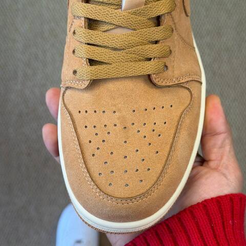 Jordan Air Jordan 1 Low SE HV4089-200 Flax Varsity Red Muslin US 8 UK 7 BR 39 5 EUR 41 CM 26 Sneaker - Unisex (BS-87222)