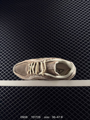 New Balance 204 Beige Cream Olive EU 36-47 Sneaker - Unisex (BS-82858)