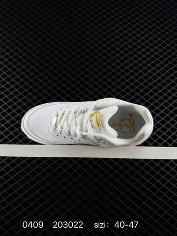 Nike Air Max BW OG White With Metallic Gold Accents EU 40-47 Lifestyle - Men's (BS-72225)