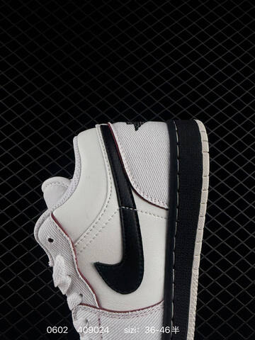 Nike AIR JORDAN 1 LOW SE Lifestyle BS-71039
