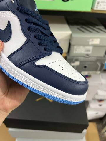Jordan Air Jordan 1 Low 553558 404 Midnight Navy White University Blue EUR 40 Sneaker - Men s BS-87152