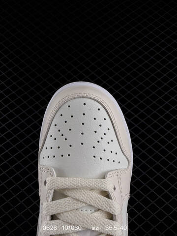 Nike SB Dunk Low Pro White Light Beige 35 5-40 Skate Shoe - Unisex (BS-70576)
