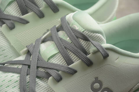 On Running Cloud X 4 3ME30073088 Aloe Honeydew Pale Green White US 7 EU 40 UK 6 5 JP 25 Running Shoe Running Sneakers - Men's (BS-59782)