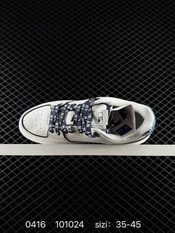 MLB Chunky Liner Basic Off White Navy Blue White EU 35-45 Sneaker Casual Sneakers - Unisex