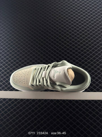 Jordan Air Jordan 1 Low SE Seafoam Light Green Cream White EU 36-45 Sneaker - Unisex (BS-81081)