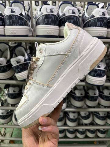 MLB Chunky Liner 3 ASXM046 Off White Beige Gold Skate Shoe Skate Sneakers BS-86884