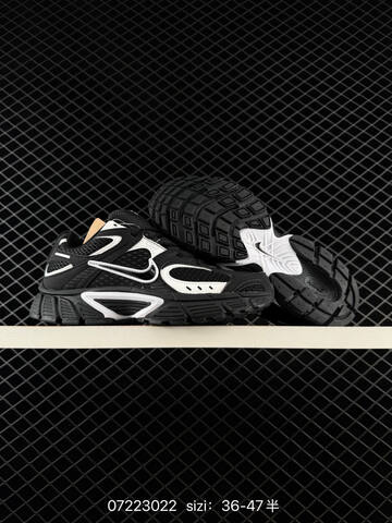 Nike Air Zoom Vomero 5 Black White EU 36-47 Running - Unisex (BS-70133)