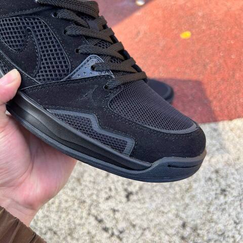 Jordan CMFT Era HJ6777 060 Black EUR 41 Sneaker - Men s BS-87140