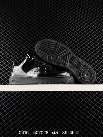 Nike Air Force 1 07 Triple Black Patent Croc EU 36-45 Lifestyle - Unisex BS-72066