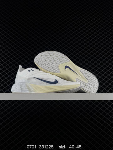 Nike Ava Rover White Red Grey EU 40-45 Running Shoe - Men's (BS-70485)