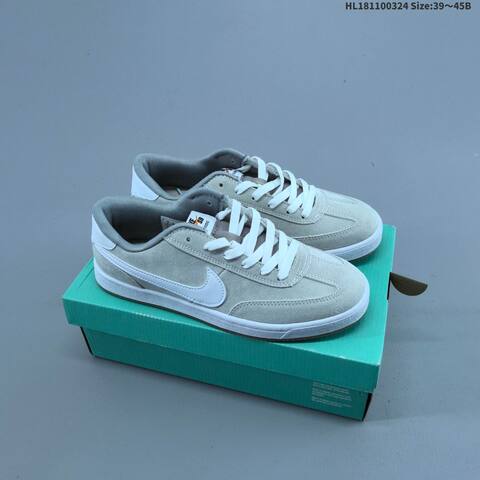 Nike SB FC Classic Black White Gum Light Gray White Gum EU 39-45 Skate Shoe - Unisex BS-61149