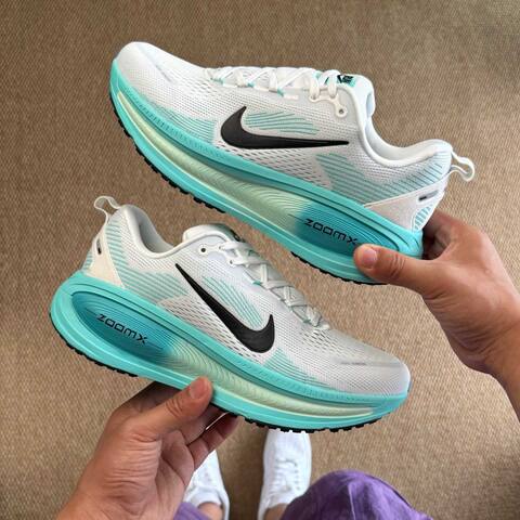 Nike Vomero 18 White Black With Aqua Blue Sole EU 41 Running - Men's (BS-87044)
