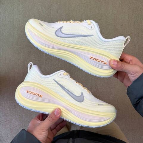 Nike Vomero Plus ZoomX IM5020-100 White Cream Light Yellow Grey EU 36-40 Running - Unisex (BS-87055)