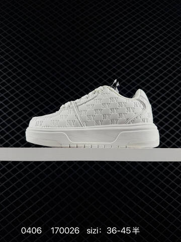MLB Chunky Liner NY Embossed Off White Light Grey EU 36-45 Sneaker Casual Sneakers Unisex