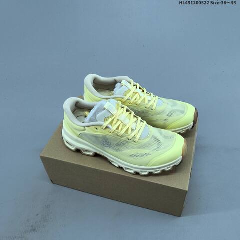 LOEWE On Running Cloudventure LOEWE 2 Olive Dark Green And Off White Beige EU 36-45 Trail Shoe Trail Running Sneakers - Unisex (BS-69532)