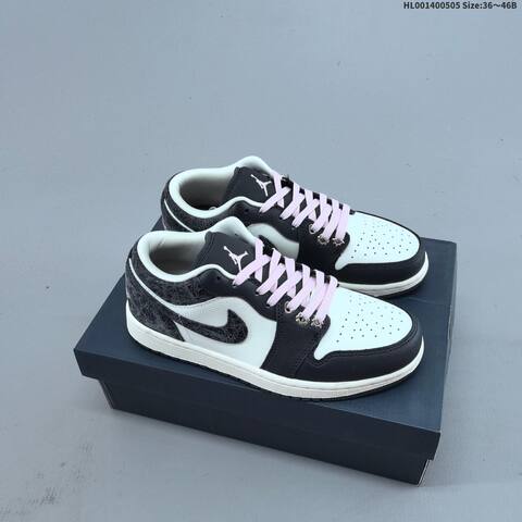 Jordan Air Jordan 1 Low SE Iced Carmine Black White EU 36-46 Lifestyle - Unisex (BS-66035)