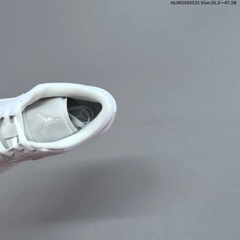 Jordan Air Jordan 1 Low Triple White 35 5 47 5 Casual - Unisex (BS-65844)