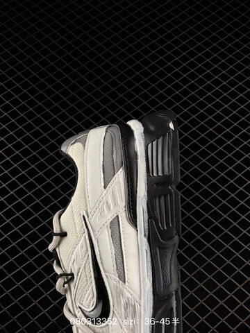 Nike Initiator Light Grey Black Silver White EU 36-45 Running - Unisex (BS-69966)