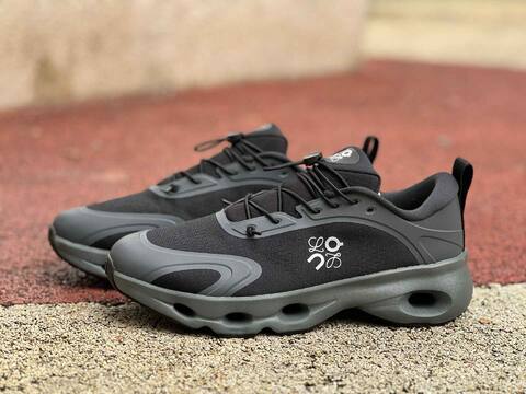 LOEWE x On Cloudsolo 3MF30660553 Black Dark Gray White US 8 5 EU 42 UK 8 JP 26 5 Running Shoe Running Sneakers - Men s BS-86763