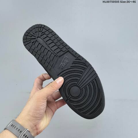 Jordan Air Jordan 1 Low Triple Black 36 46 Casual - Unisex (BS-66041)
