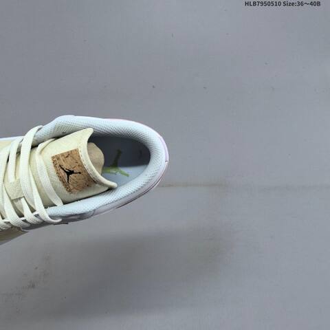 Jordan Air Jordan 1 Low IB8861-151 White Cream Light Pink Gum EU 36-40 Casual - Unisex (BS-66001)