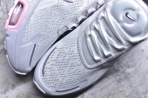 Nike Air Max 270 Premium IO9884-111 White Light Pink Metallic Purple Running Shoe BS-59817
