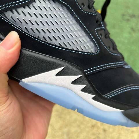 Jordan Air Jordan 5 Retro DD0587-008 Black Multi Color EU 42 5 Basketball Shoe - Men's (BS-87287)