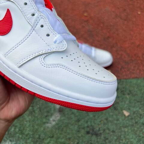 Jordan Air Jordan 1 Retro Low OG CZ0790 161 White University Red US 8 5 UK 7 5 BR 40 EUR 42 26 5 Cm Sneaker - Men's (BS-87212)