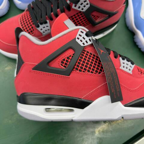 Jordan Air Jordan 4 Retro FQ8138 600 Fire Red White Black EU 43 Basketball Shoe - Men's (BS-87252)