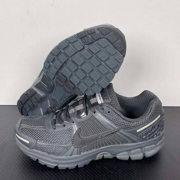 Nike Zoom Vomero 5 BV1358-002 Dark Grey/Black running