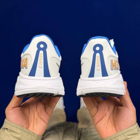 HOKA Arahi 7 White Blue Gold Running Shoe Running Sneakers (BS-86827)