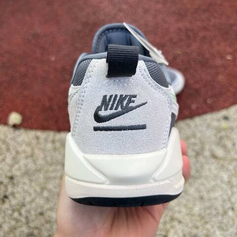 Jordan CMFT Era HQ0506 003 Cold Grey EUR 40 Sneaker - Men's (BS-86978)