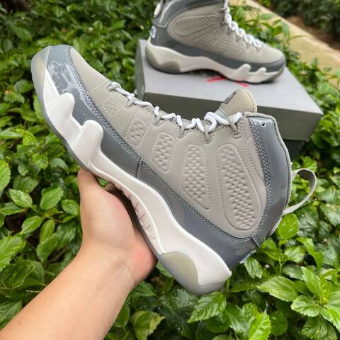 Jordan Air Jordan 9 Retro HV4794 011 Medium Grey Cool Grey White EUR 43 Basketball Shoe - Men's (BS-87310)