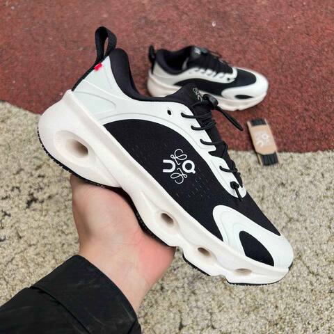 LOEWE x On Cloudsolo 3WF30604605 Beige Black Off White US 7 EU 38 UK 5 JP 24 Running Shoe Running Sneakers - Women's (BS-86770)