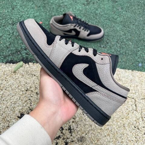 Jordan Air Jordan 1 Low SE IB7109 005 Black Olive Grey Light Wild Mango EUR 40 Skate Shoe - Men's (BS-87235)