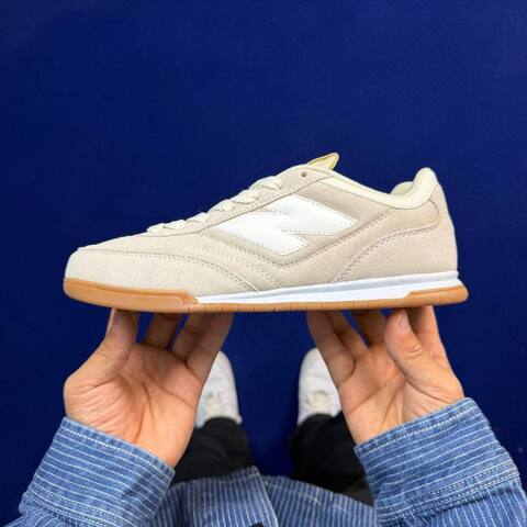 New Balance URC42EA Off White White Gum Brown EU 40 Skate Shoe - Men's (BS-87110)