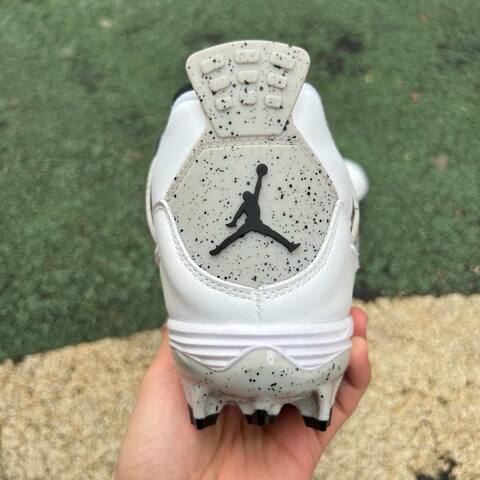 Jordan Air Jordan 4 Retro TD HQ0207 106 White Fire Red Black Tech Grey EUR 44 Soccer Cleat - Men's (BS-87281)