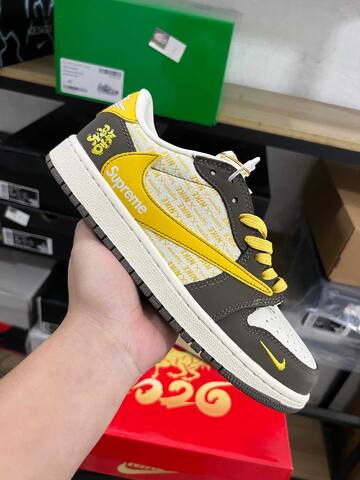 Jordan Air Jordan 1 Hi Zoom Air XD1979 005 White Brown Yellow Gold EU 41 Sneaker - Men's (BS-87205)