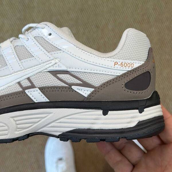 Nike P-6000 white/grey/brown with orange accents EU 40 running