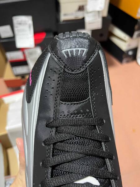 Nike Shox R4 AR3565-012 Black/Silver/Pink running