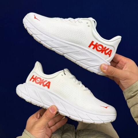 HOKA Arahi 7 White Red Running Shoe Running Sneakers (BS-86826)