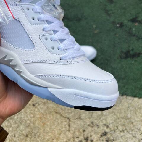 Jordan Air Jordan 5 Retro OG HQ7978 103 White Black Metallic Silver EU 42 Basketball Shoe - Men's (BS-87296)