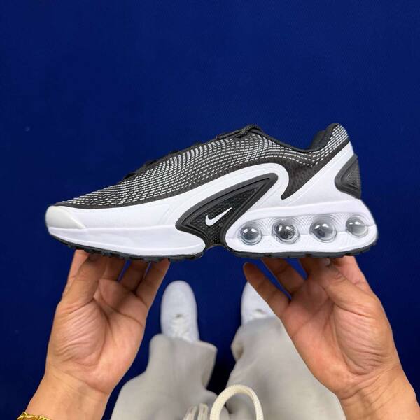 Nike Air Max Dn DV3337-003 Black/White/Cool Grey EU 36-45 running
