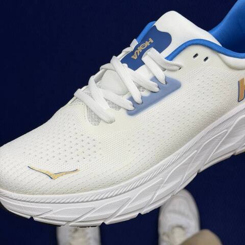 HOKA Arahi 7 White Blue Gold Running Shoe Running Sneakers (BS-86827)